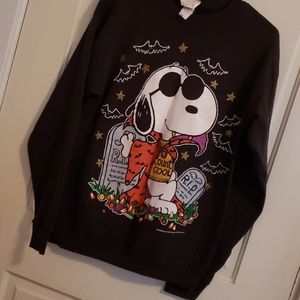 Vintage Peanuts Halloween sweatshirt